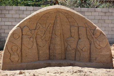 Kirgiz Aile Heykeli Colpon Ata Uluslararasi Kum Heykel Festivali 2016