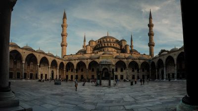 Sultanahmet Camii Avlusu