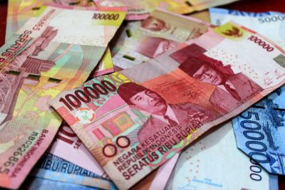 100 000 Endonezya Rupisi