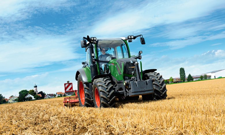 Traktor Tarla Gokyuzu